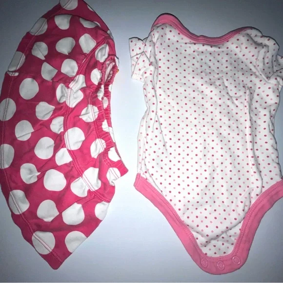 # 4 LOT Baby  girl clothes MIX  Bundle Of 11 Vary Brands Please See Pictures - Picture 3 of 13